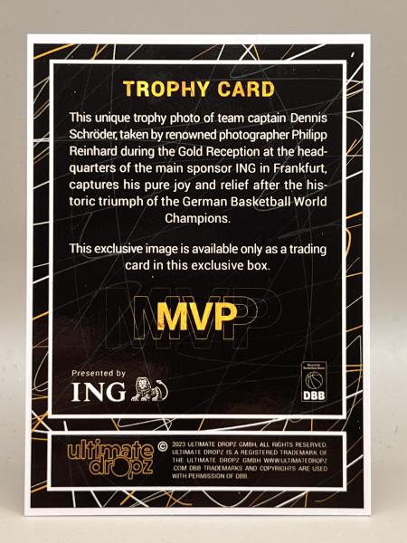 Dennis Schröder Trophy Card - 2023 Ultimate Dropz DBB Teamset